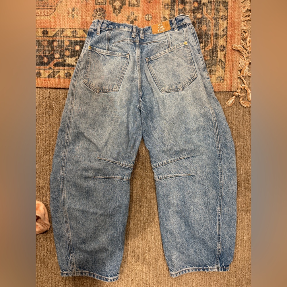 Free People barrel jeans size 27 - Picture 3 of 3